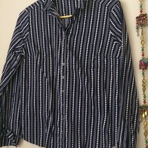 New York and company shirt